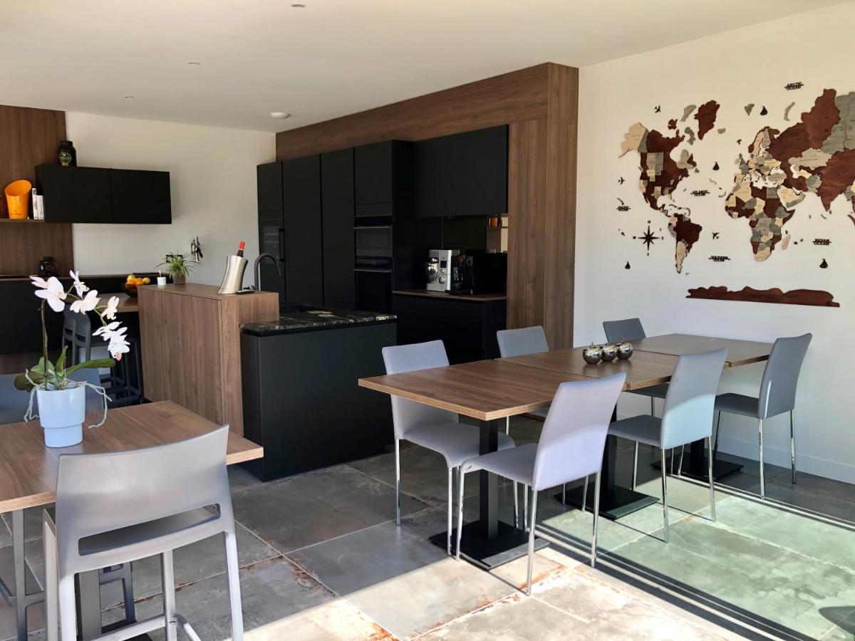 Hotelya - Lille Villeneuve D'Ascq Экстерьер фото
